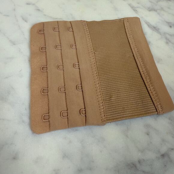 5 Hook Bra Extender - Picture 1 of 2